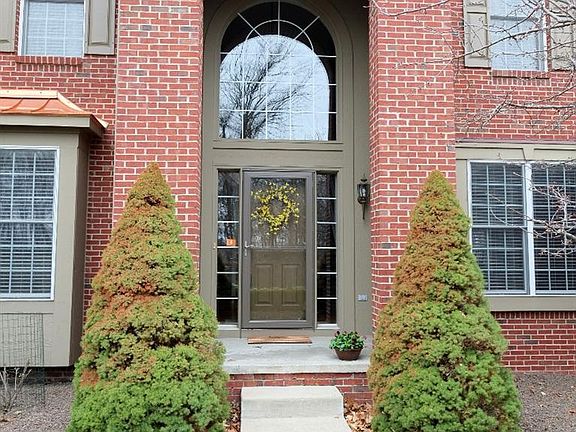 2nd image of 48918 Stanton Ct E