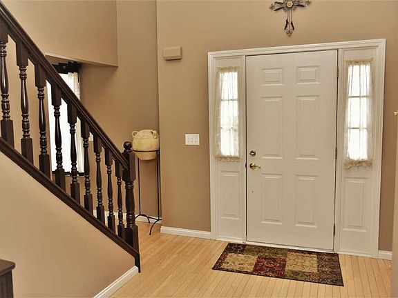 2nd image of 2710 Running Creek Dr