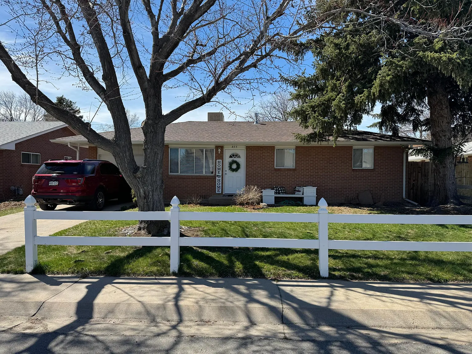 3 bed, 1144 sqft, $2,450 — Photo 2