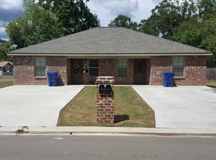450 McMahon St #B, Deridder, LA 70634