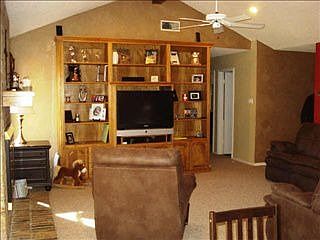 3rd image of 615 Nimmo Ct