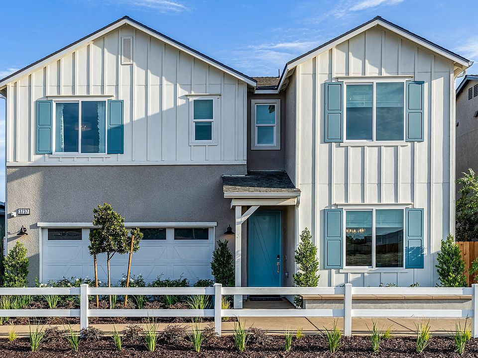 Madison at Oak Place Camden Model Exterior