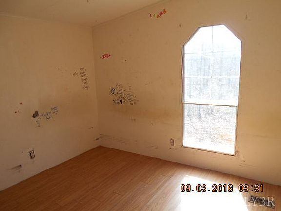 5th image of 505 Wesley Dr