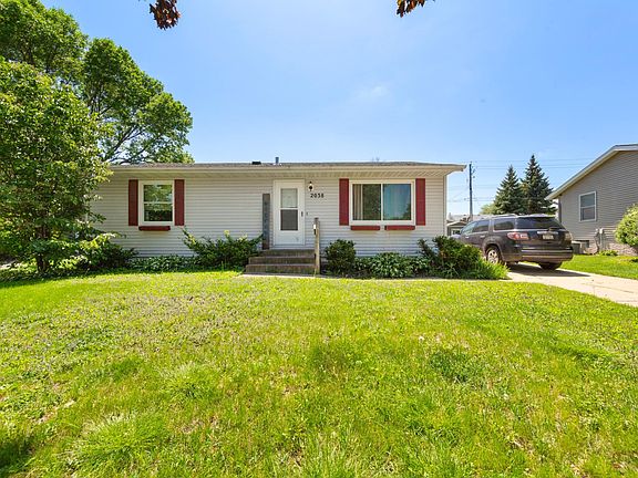 3rd image of 2038 44th St NW