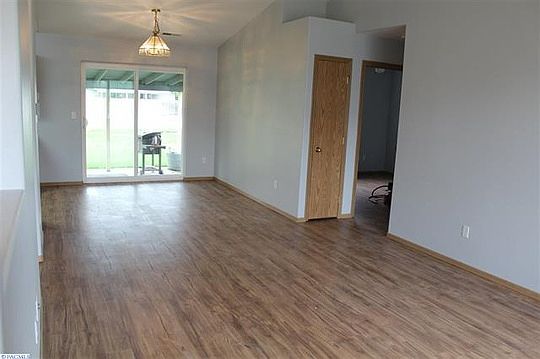 3rd image of 4803 Sirocco Dr