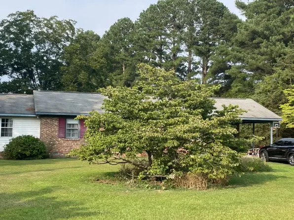 1772 Bull Head Rd, Bailey, NC 27807