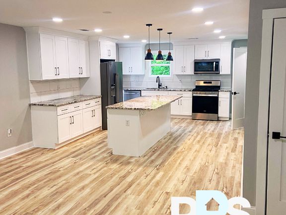 5th image of 254 Carruth Dr SE