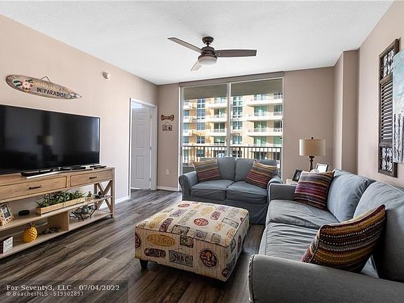 4th image of 625 Casa Loma Blvd Unit 1005