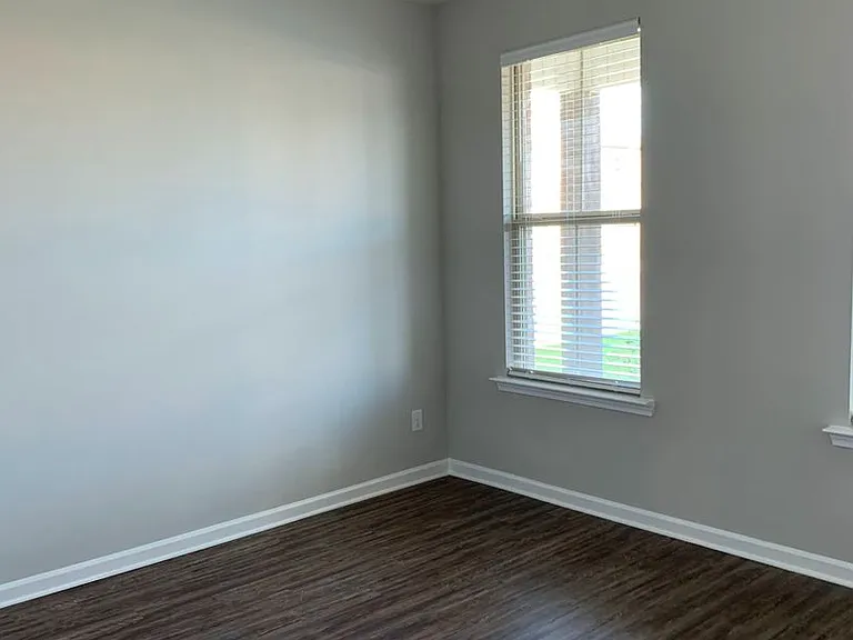 7601 Trailview Dr — Photo 18