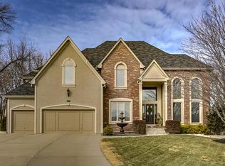 5444 NE Northgate Cir, Lees Summit, MO 64064