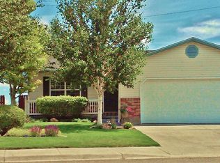 690 Clarence Dr, Idaho Falls, ID 83402