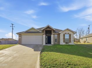 1308 Heather Ln, Webb City, MO 64870