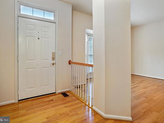 4th image of 15561 Winding Creek Dr