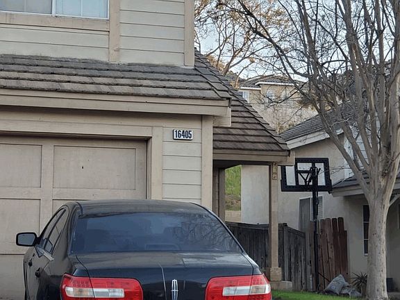 5th image of 16405 Goldentree Ave