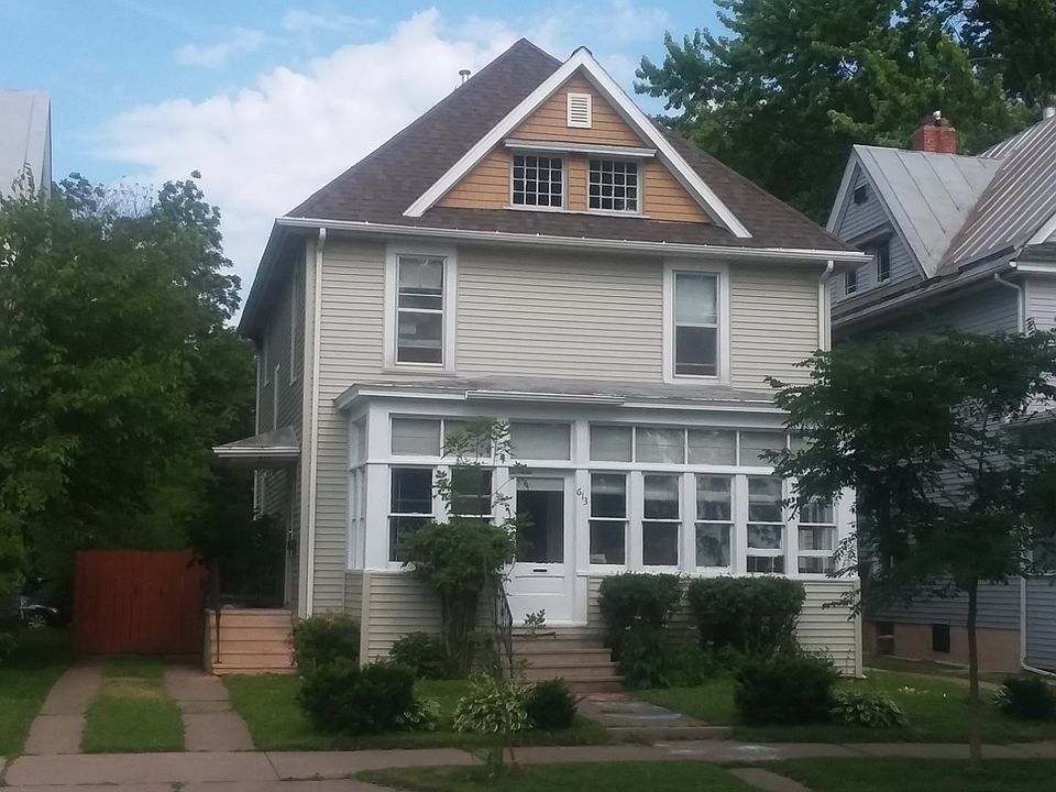 2nd image of 611 5th Ave S