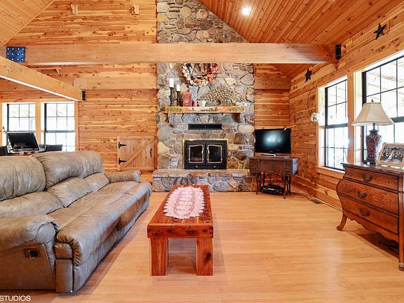 2nd image of 3681 County Road 6300