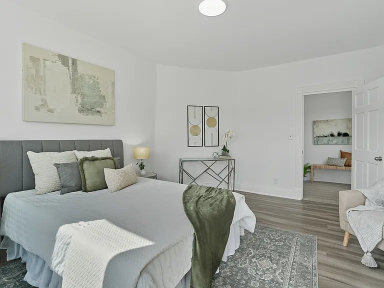 1820 Hewitt Ave — Photo 44