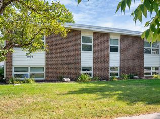 1002 N 39th St APT 2, Grand Forks, ND 58203