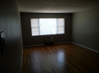 17864 Lakeshore Blvd, Cleveland, OH 44119