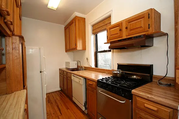 Sold by New Heights Realty | media 5