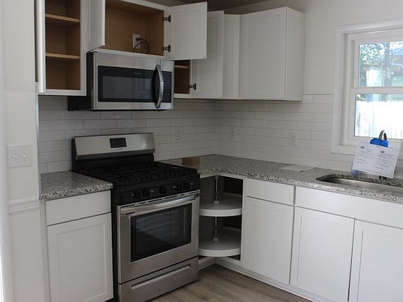 3rd image of 2345 Gurley Dr
