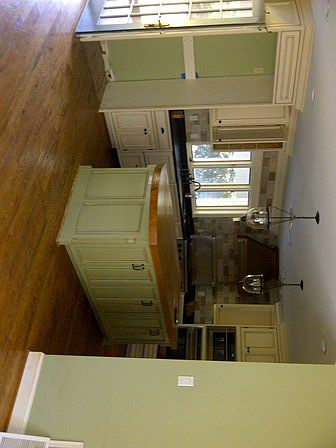 2nd image of 1570 Millers Ln