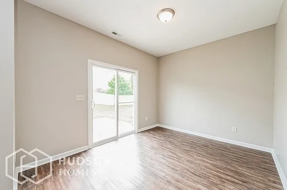 1014 Yellow Bee Rd — Photo 7
