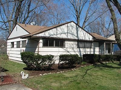 1st image of 9132 Newkirk Dr