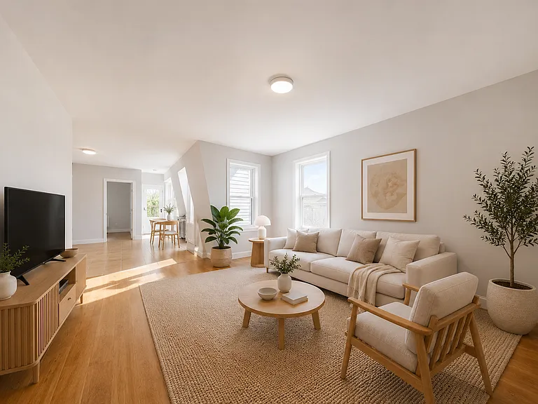 12 Creighton St #3 — Photo 1