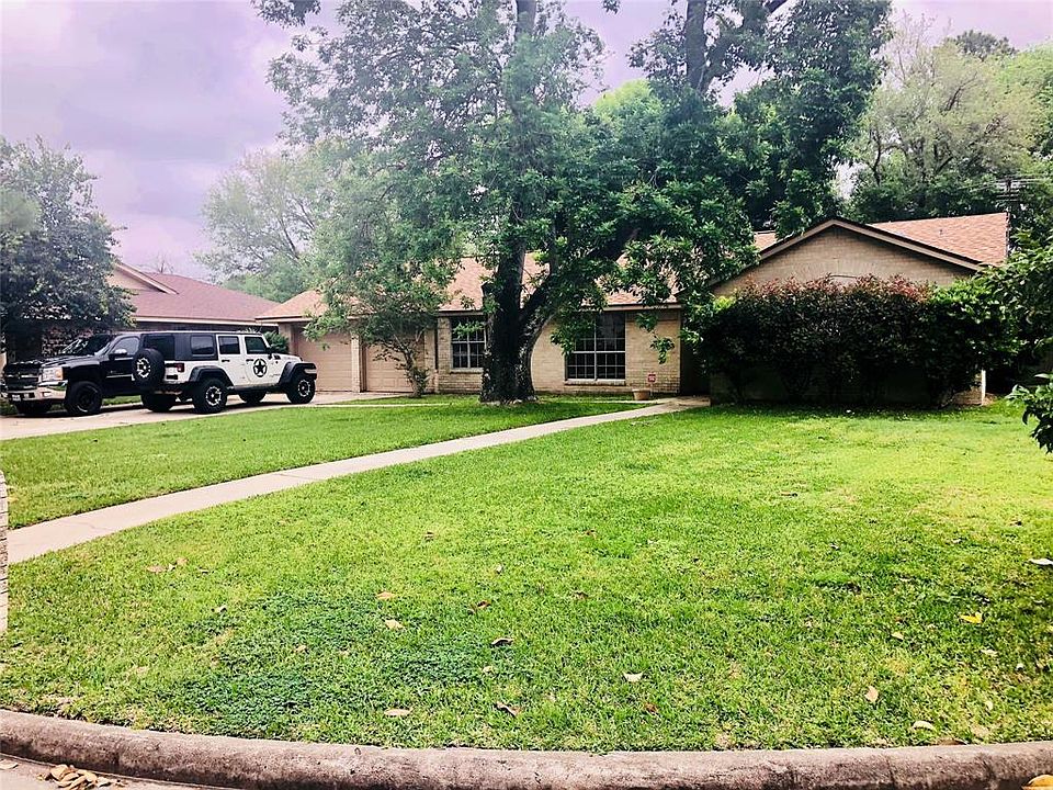 1st image of 4315 Meadow Glen Dr