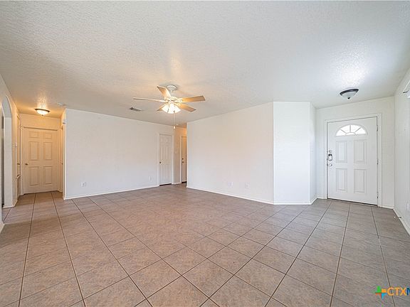 5th image of 649 Crosspoint Dr