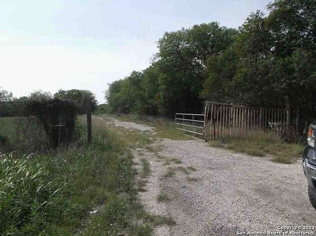 1st image of 10359/10405 Poteet Jourdanton Fwy LOT 177