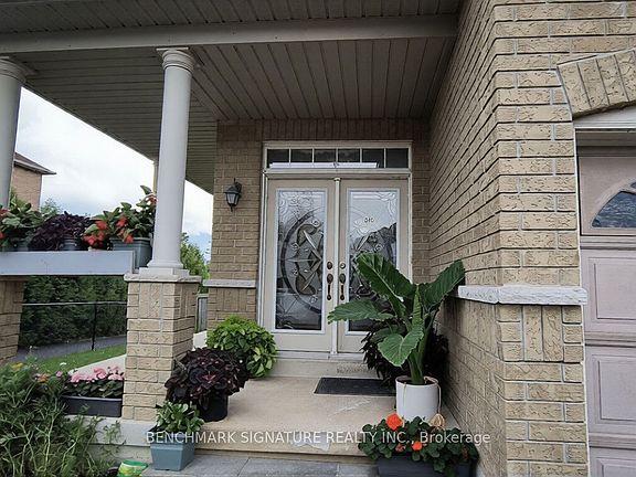 4th image of 315 Elson St