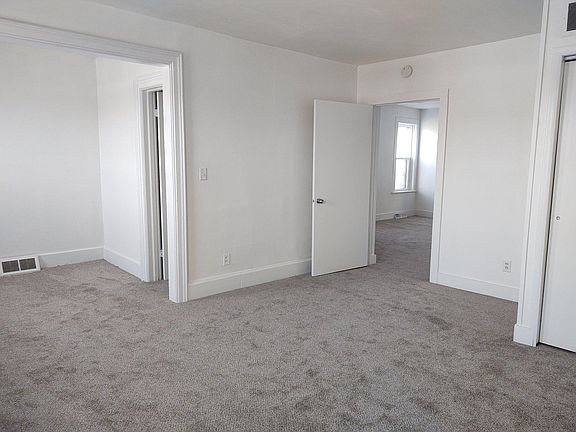 5th image of 107 1/2 S 5th St
