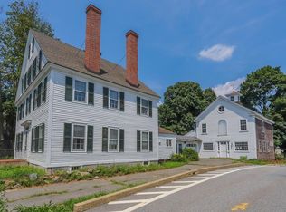 34 E Main St, Georgetown, MA 01833