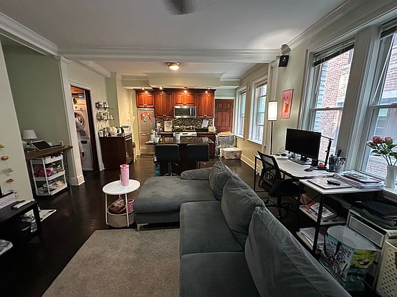 2nd image of 7 Braemore Rd #8