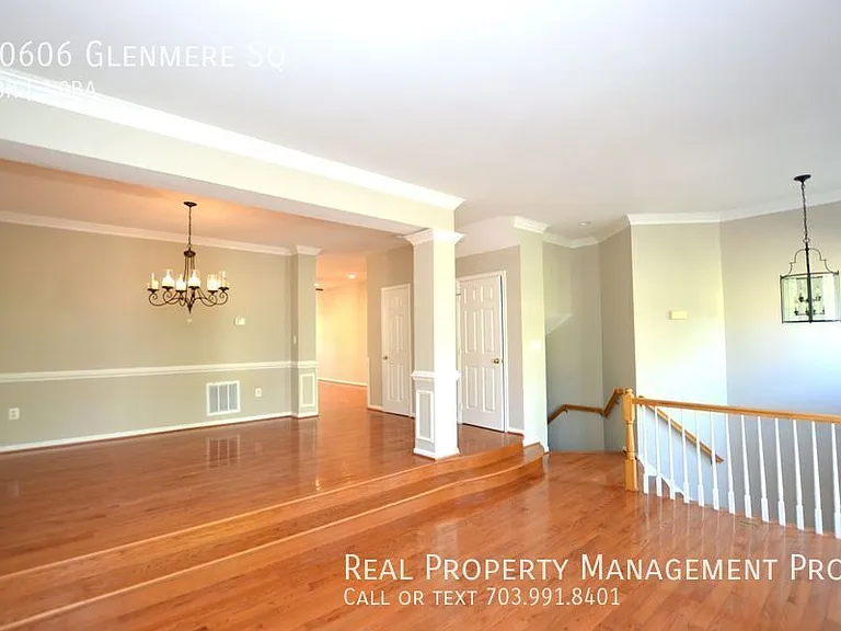 20606 Glenmere Sq — Photo 16