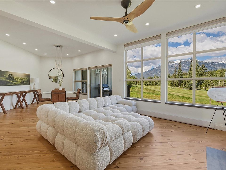 1st image of 4644 Blackcomb Way #5
