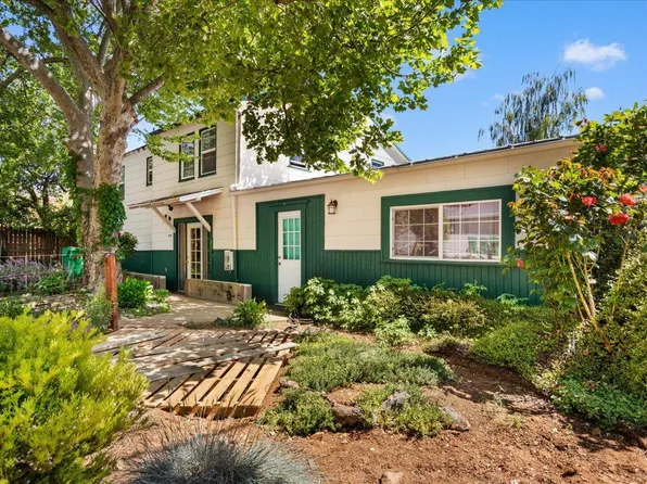 114 Harris St, Grass Valley, CA 95945