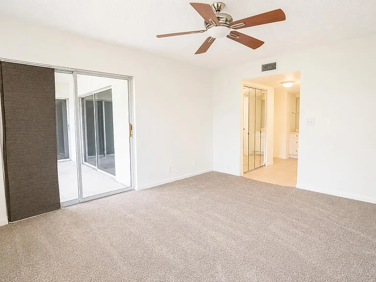 5910 Morningstar Cir #202 — Photo 7