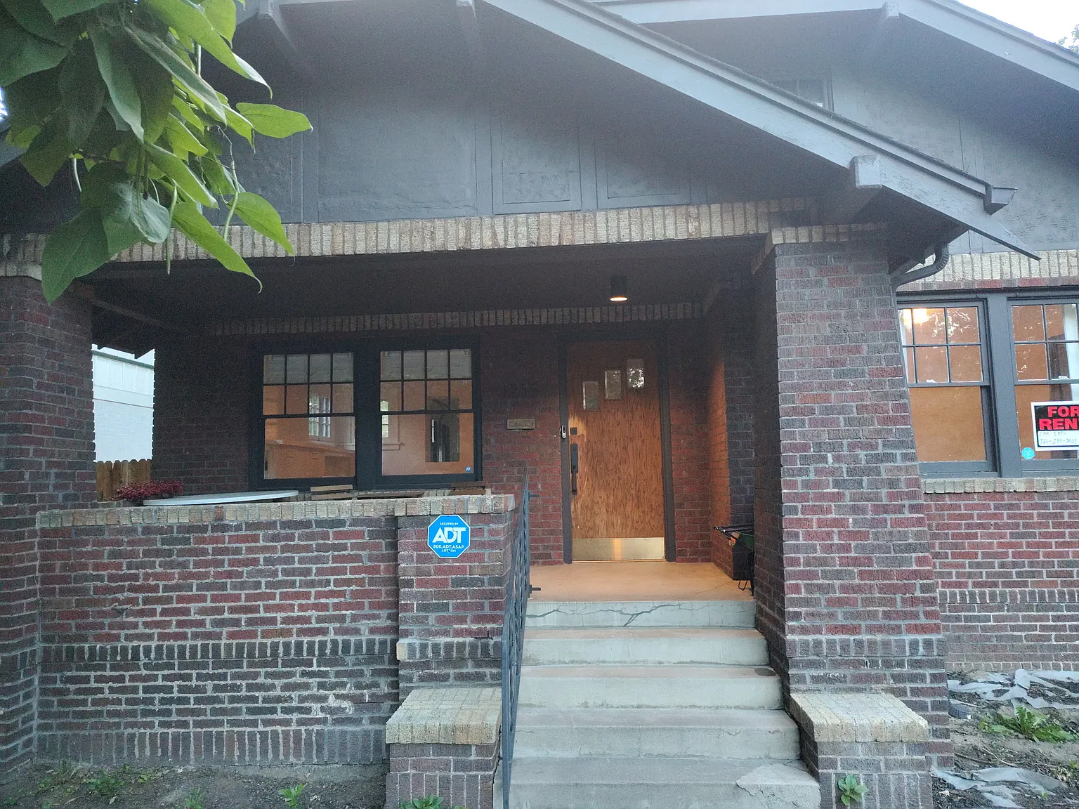 2 bed, 1100 sqft, $3,295 — Photo 3