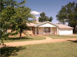 20307 S Yoder Rd, Pretty Prairie, KS 67570