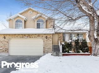 910 E 8475 S, Sandy, UT 84094