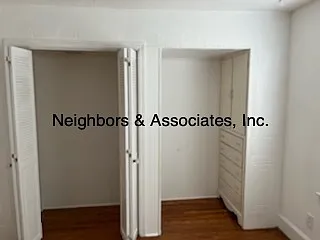 305 E Parrish Dr — Photo 2
