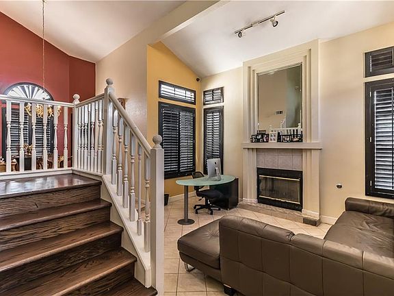 3rd image of 1406 Luz De Cueva Ln