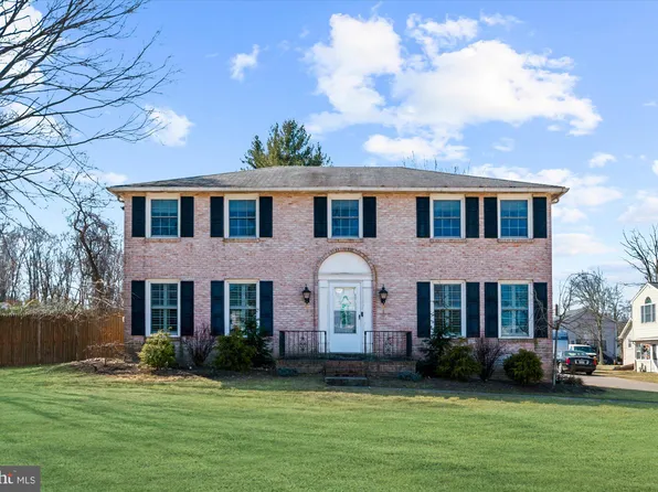 129 Rosewood Dr, Lansdale, PA 19446