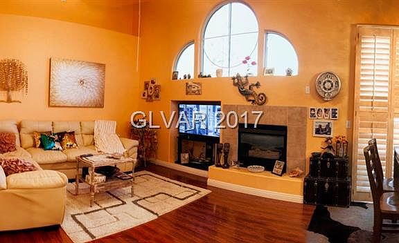 3rd image of 8743 Villa Jeremiah Ln