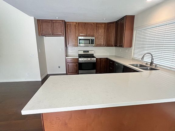 2nd image of 3956 S Camphor Ave