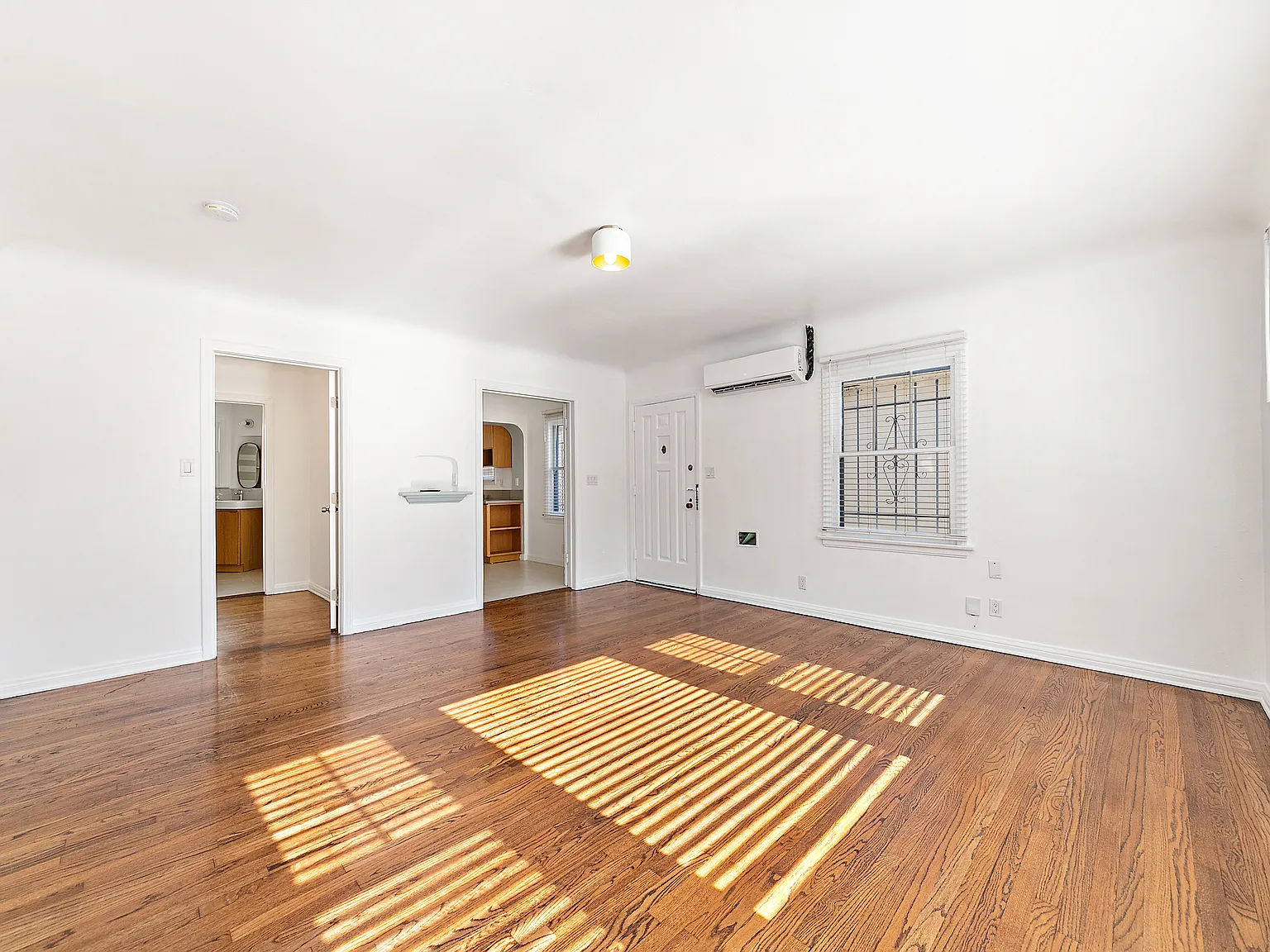 Studio, 531 sqft, $2,600 — Photo 1