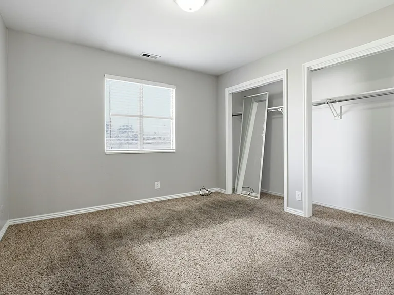 618 S 500 West St — Photo 6